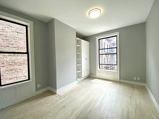 Rented by Corcoran | media 28