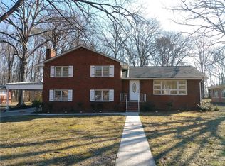 19901 Oakland Ave, South Chesterfield, VA 23834