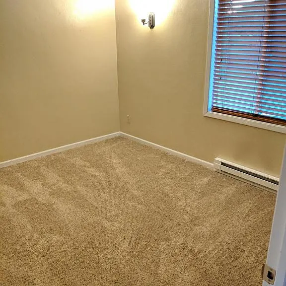 619 Welshire Dr #201 — Photo 8