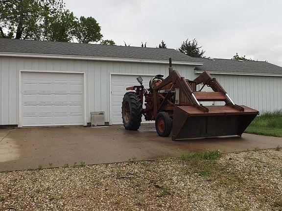 4th image of 22586 330th St