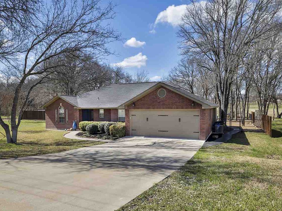 1st image of 283 Skyview Dr