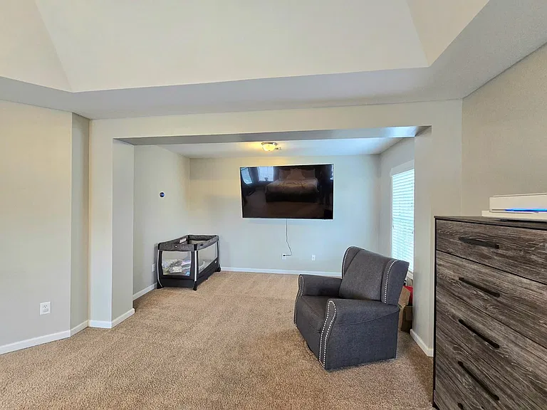525 Batty Way — Photo 20