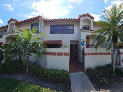 203 Liberty Ct, Deerfield Beach, FL, 33442