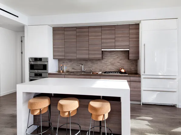 285 West 110th Street 2A image 3 of 26