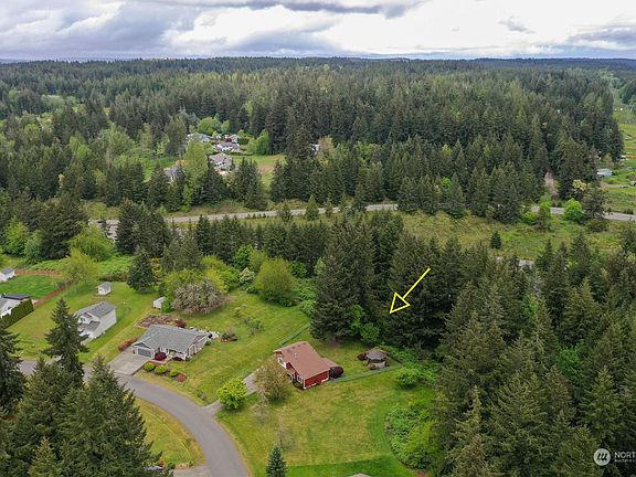 4th image of 2964 NW Piper Court