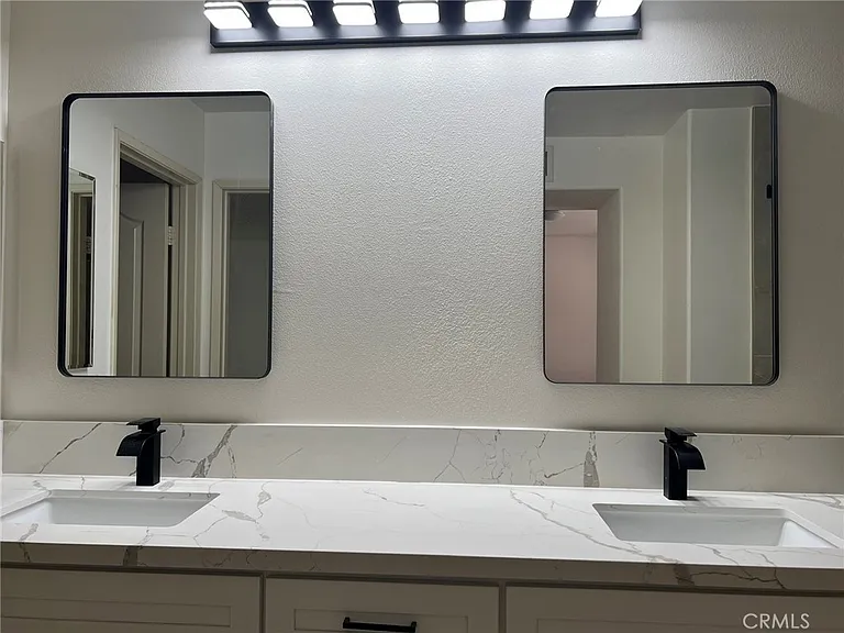 149 Topaz — Photo 8