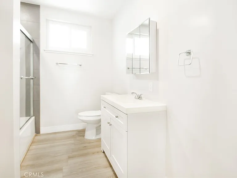 2027 Vista Del Mar St #6 — Photo 23