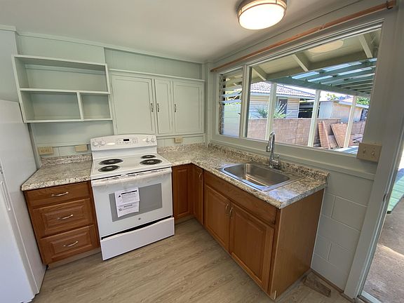 3rd image of 1811 Pikale Pl #2