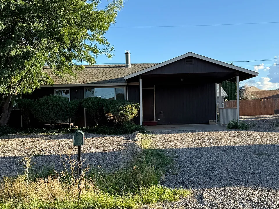 8429 E Manley Dr