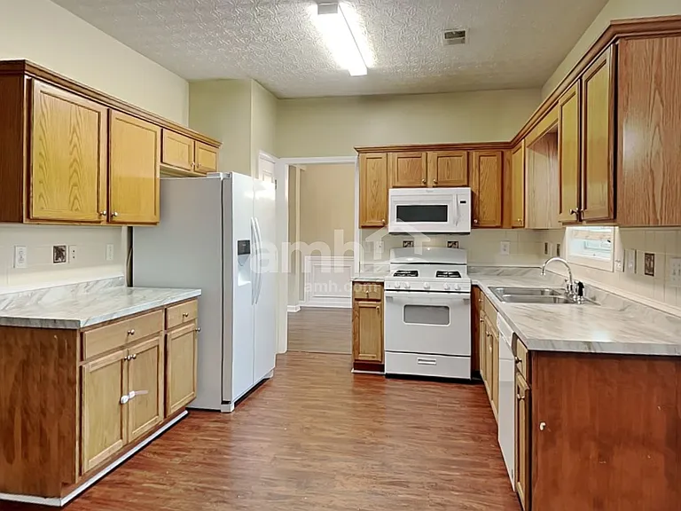 1158 Low Water Way — Photo 3