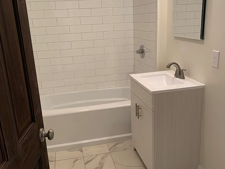 499 Morris St #1 — Photo 10