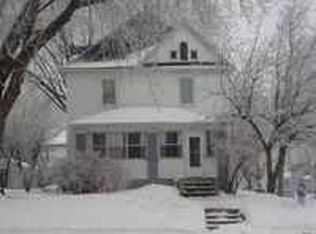 802 Hammond Ave, Waterloo, IA 50702