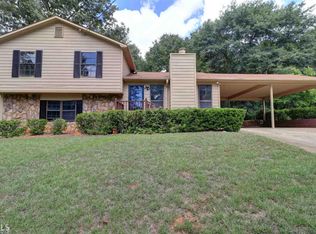 912 Curry Cir SE, Conyers, GA 30094