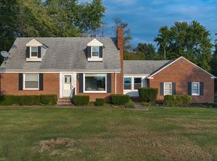 5255 Harper Rd, Solon, OH 44139