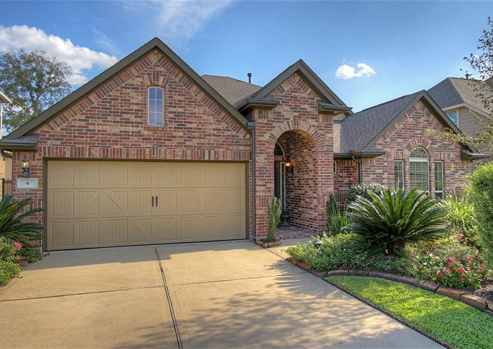1st image of 6 Estherwood Pl