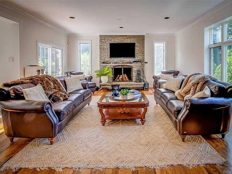 1492 Millstone Rd — Photo 8