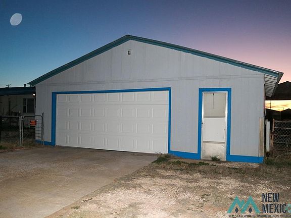 2nd image of 311 Laredo St