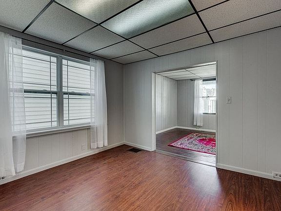 5th image of 206 5th Ave