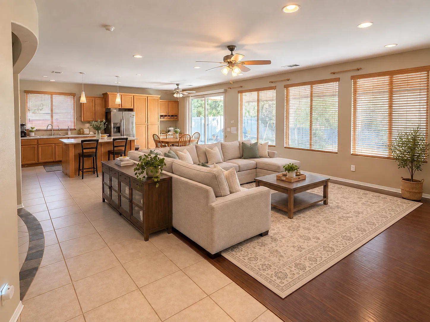 4 bed, 2203 sqft, $3,500 — Photo 4