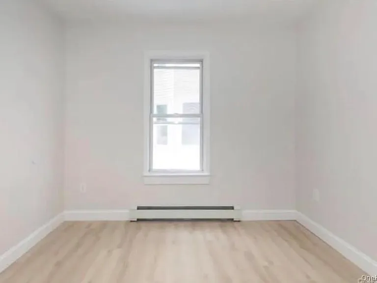 106 Winnikee Ave #3 — Photo 6