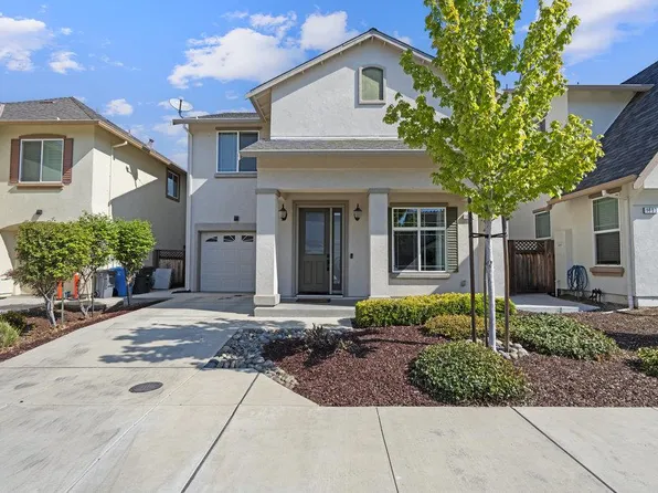 1670 Panorama Dr, Hollister, CA 95023