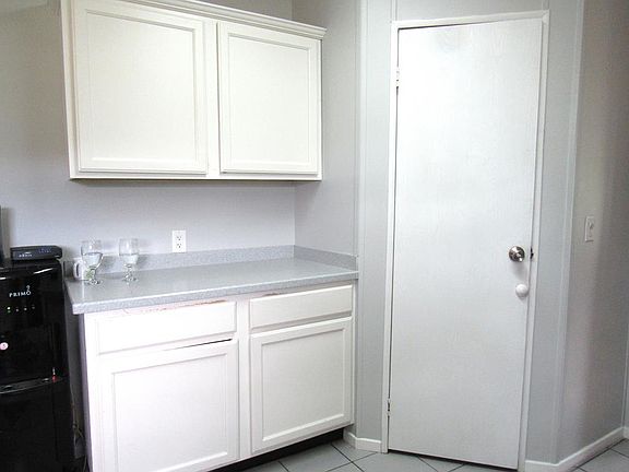 5th image of 856 Corinth Rd