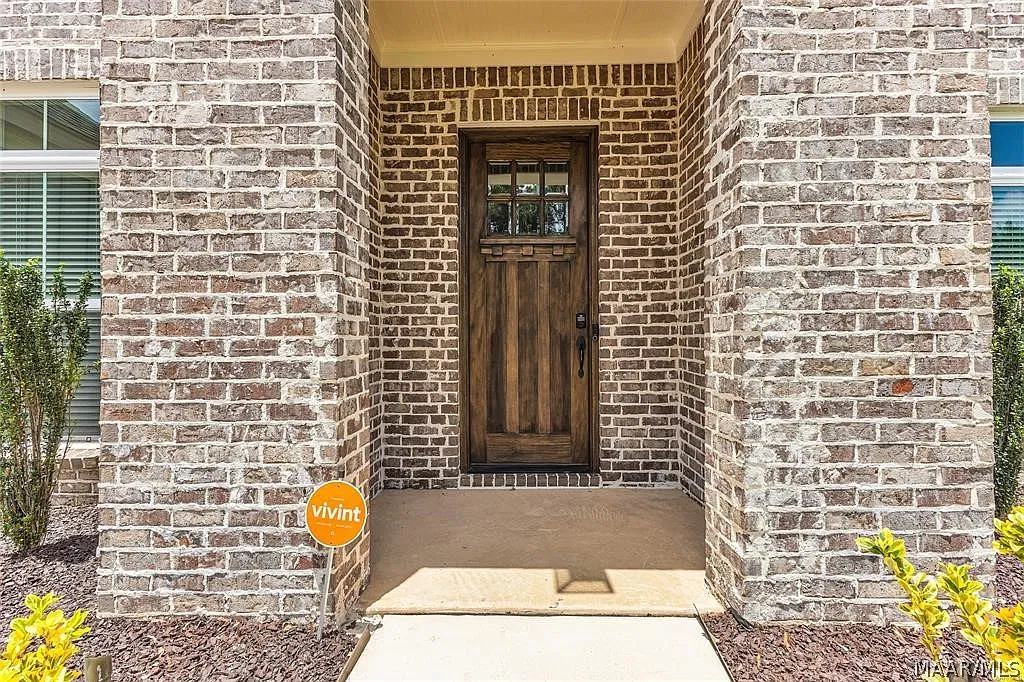 4 bed, 3.5 bath, 3381 sqft, $3,500 — Photo 4