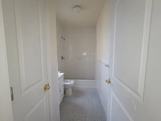 Rented by ONE Manhattan Real Estate | media 11