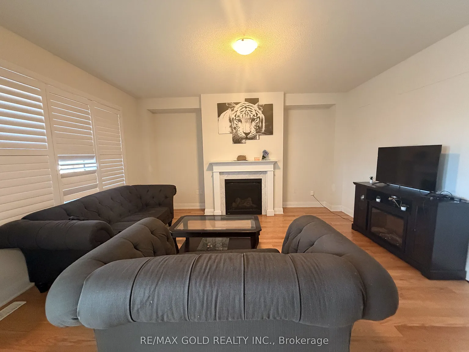4 bed, $3,400 — Photo 2