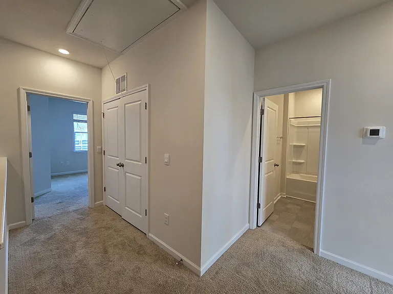 803 Washington St — Photo 17