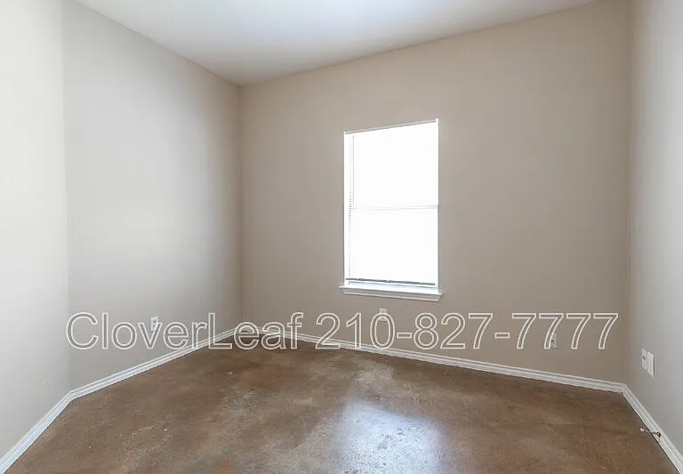 5718 Golf Hts #2 — Photo 16