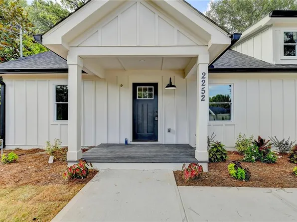 2252 Lawson Way, Atlanta, GA 30341