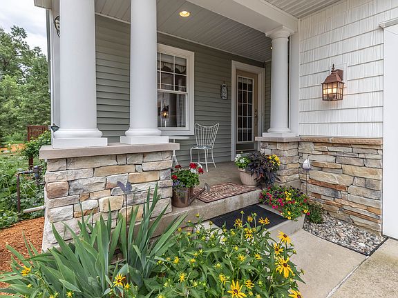 5th image of 5151 Hawk Hollow Dr E