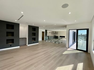 1917 Sunset Plaza Dr, Los Angeles, CA, 90069