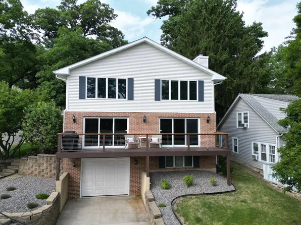 W4298 Oriole DRIVE, Lake Geneva, WI 53147