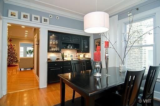 4th image of 4872 N Magnolia Ave