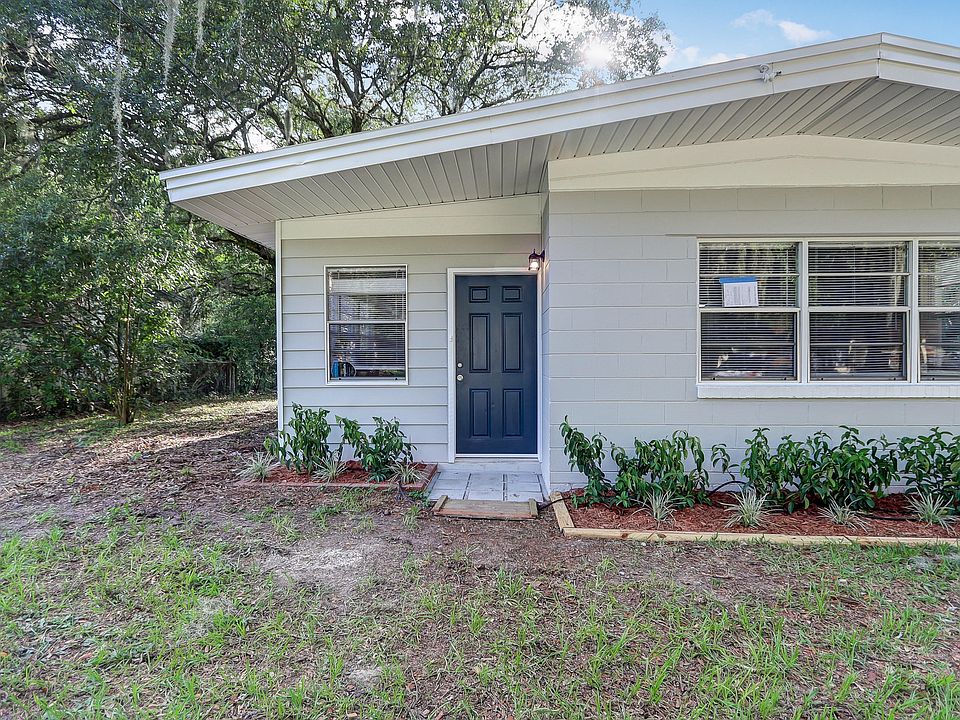 1st image of 3806 Aldington Dr