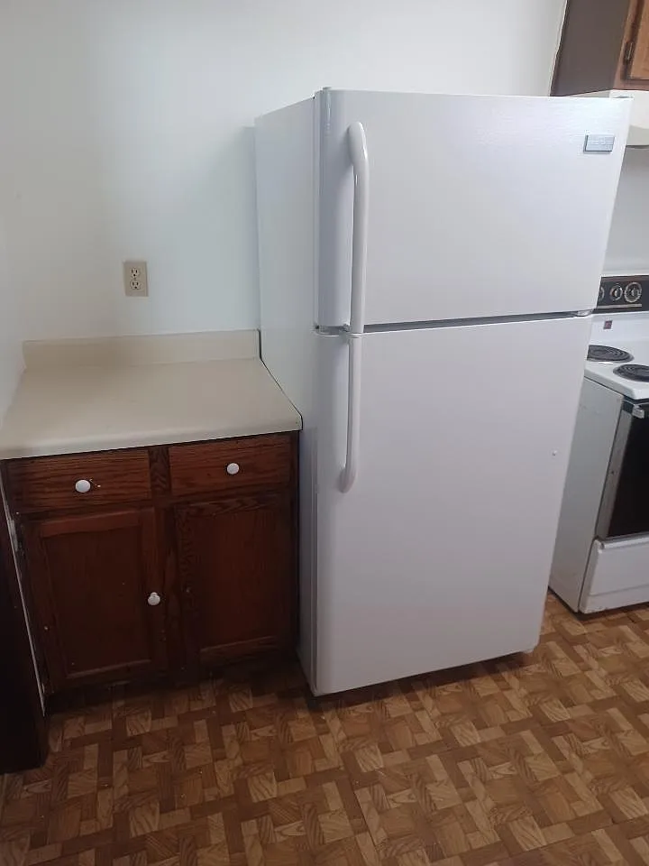 1 bed, 750 sqft, $1,195 — Photo 3