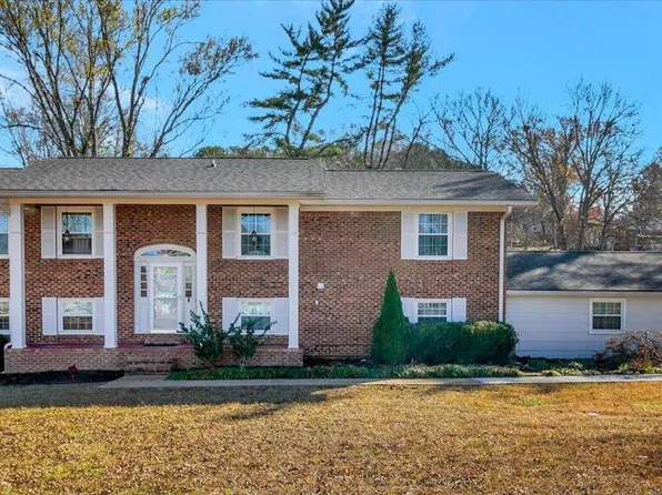 7001 Rocky Trl, Chattanooga, TN 37421