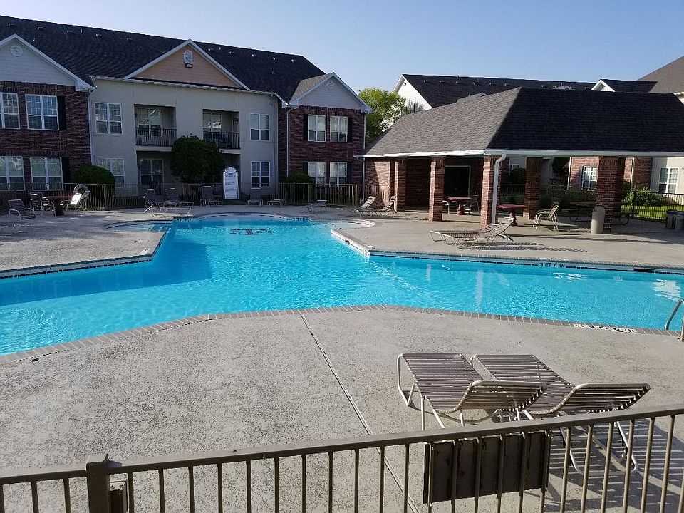 2nd image of 801 Luther St W Unit 1204
