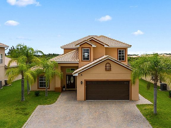 5th image of 3551 Forest Park Dr