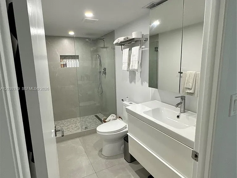1865 Brickell Ave — Photo 4