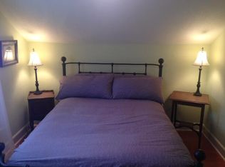 126 N 40th St, Seattle, WA 98103