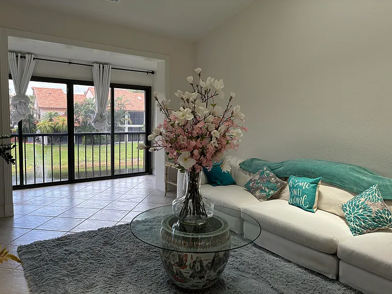 7895 La Mirada Dr — Photo 23