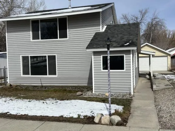 360 Amoretti St, Lander, WY 82520