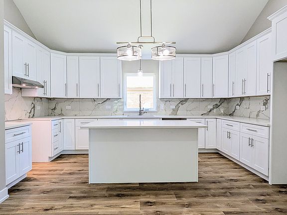 5th image of 21359 W Starry Ln