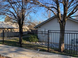 963 West St APT 3, Redding, CA 96001