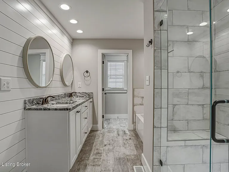 19 Clubhouse Ct — Photo 12