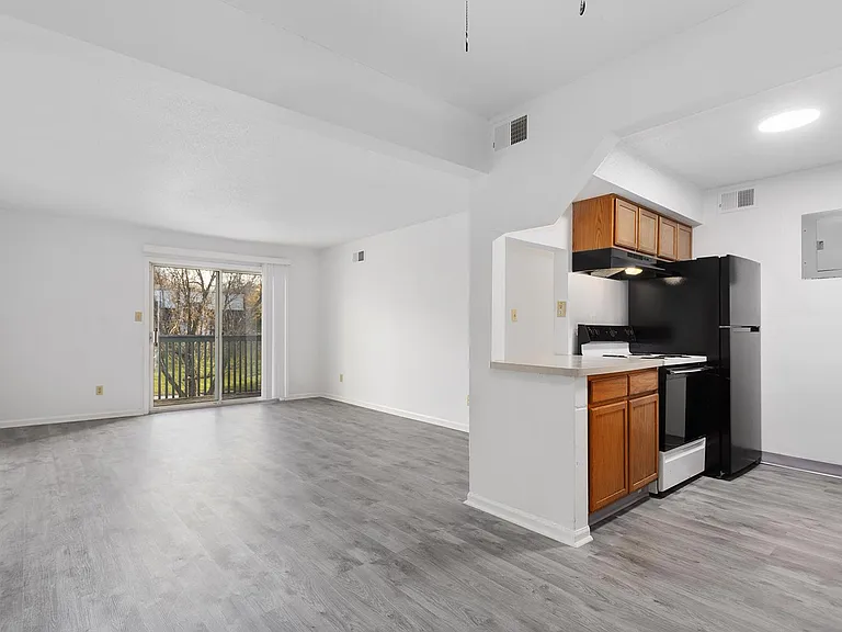 Stonegate Meadows Apartments — Photo 1