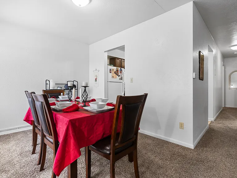 Creekside Terre Apartments — Photo 40